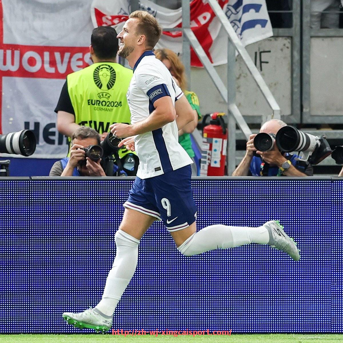 杏彩体育-西甲赛程与积分榜对照分析：赛程强度如何影响排名？